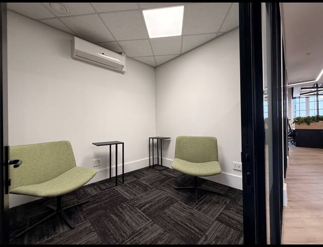 270M² OFFICE TO LET IN GARDENS